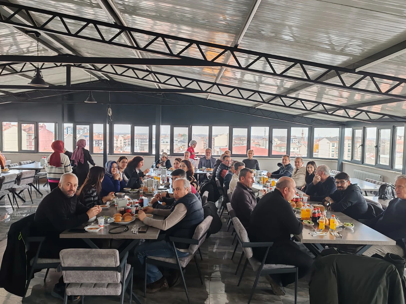 Okul Personelimize Veda Yemeği